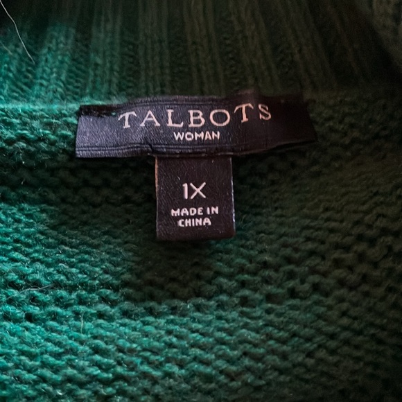 Talbot’s cable knit sweater cape in forest green. Size 1x. - Picture 9 of 9
